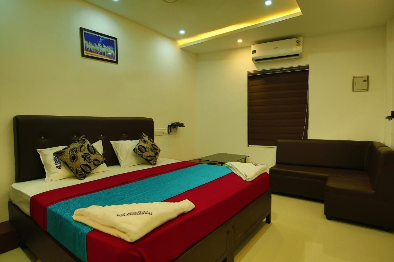 karibu Residency Hotel Malappuram Bagian luar foto